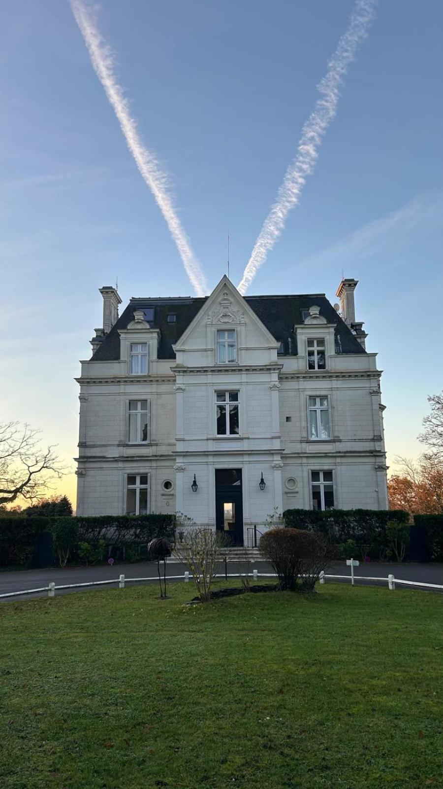 Hotel Domaine De La Tortiniere Veigné Zewnętrze zdjęcie