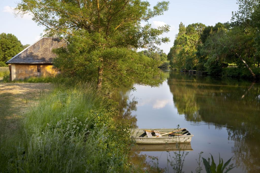 Hotel Domaine De La Tortiniere Veigné Zewnętrze zdjęcie